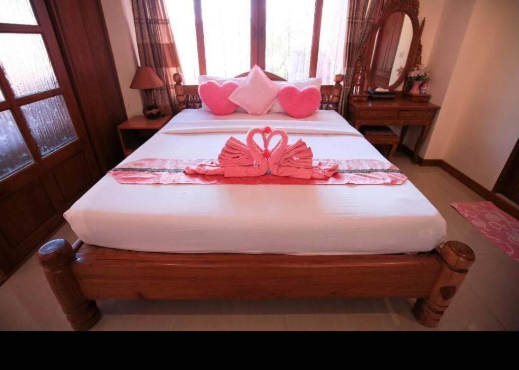 Ngamta Hotel Mae Hong Son Bagian luar foto