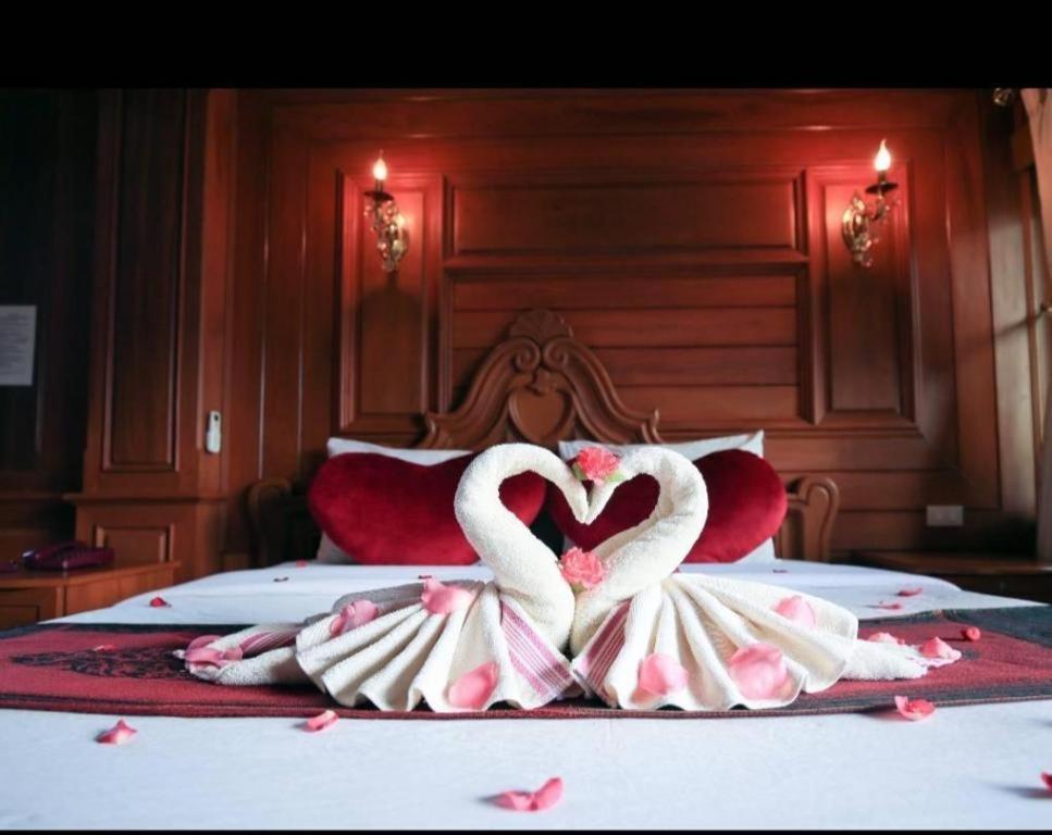 Ngamta Hotel Mae Hong Son Bagian luar foto