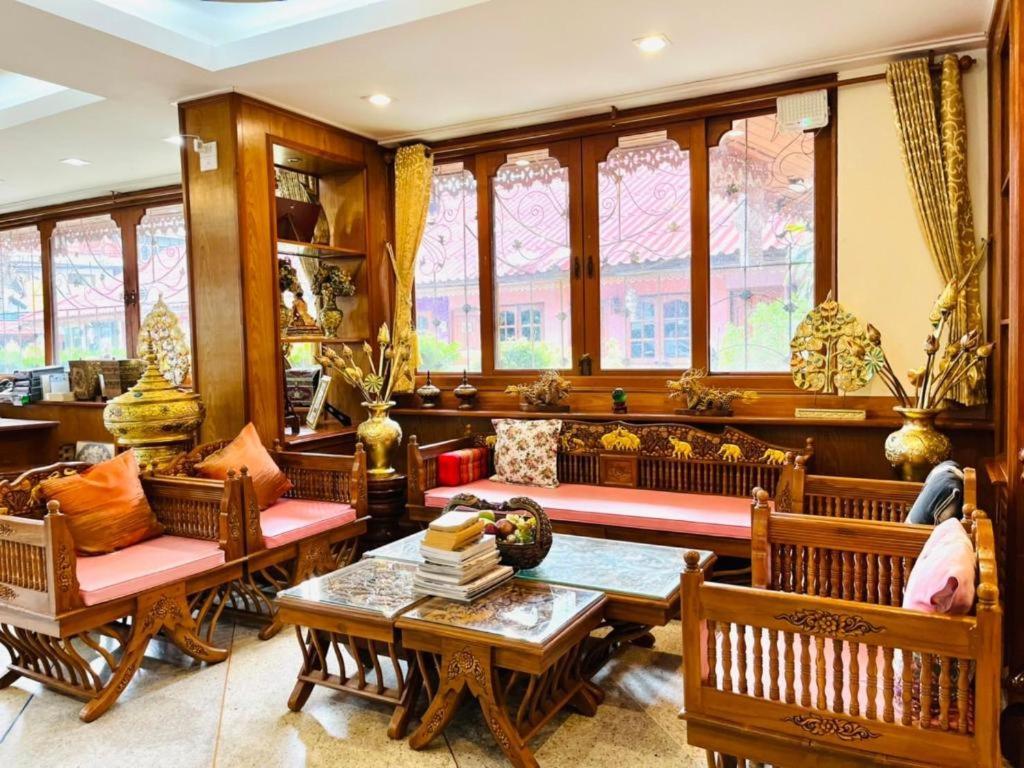 Ngamta Hotel Mae Hong Son Bagian luar foto