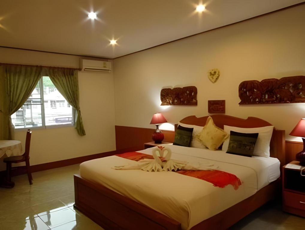 Ngamta Hotel Mae Hong Son Bagian luar foto