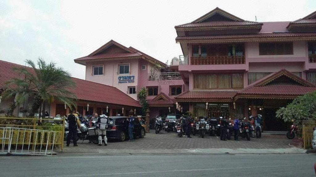 Ngamta Hotel Mae Hong Son Bagian luar foto
