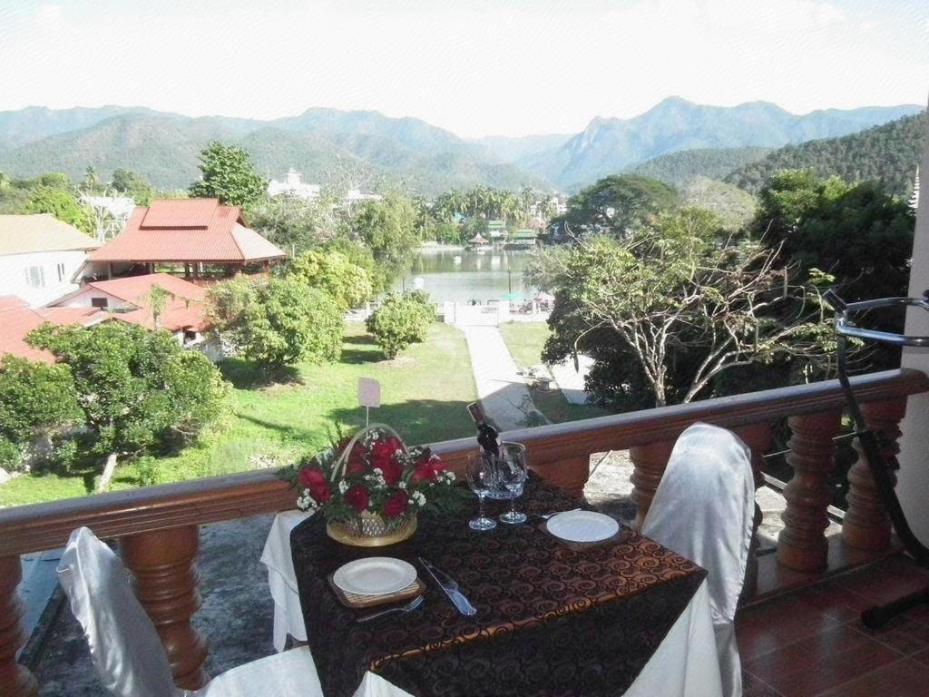 Ngamta Hotel Mae Hong Son Bagian luar foto