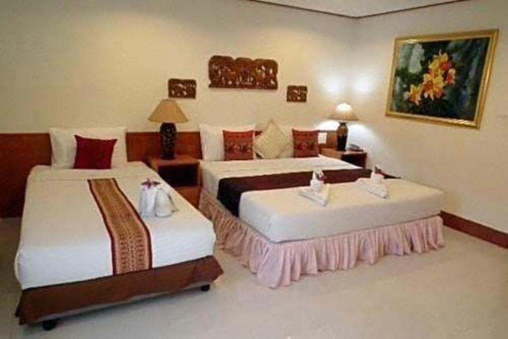 Ngamta Hotel Mae Hong Son Bagian luar foto