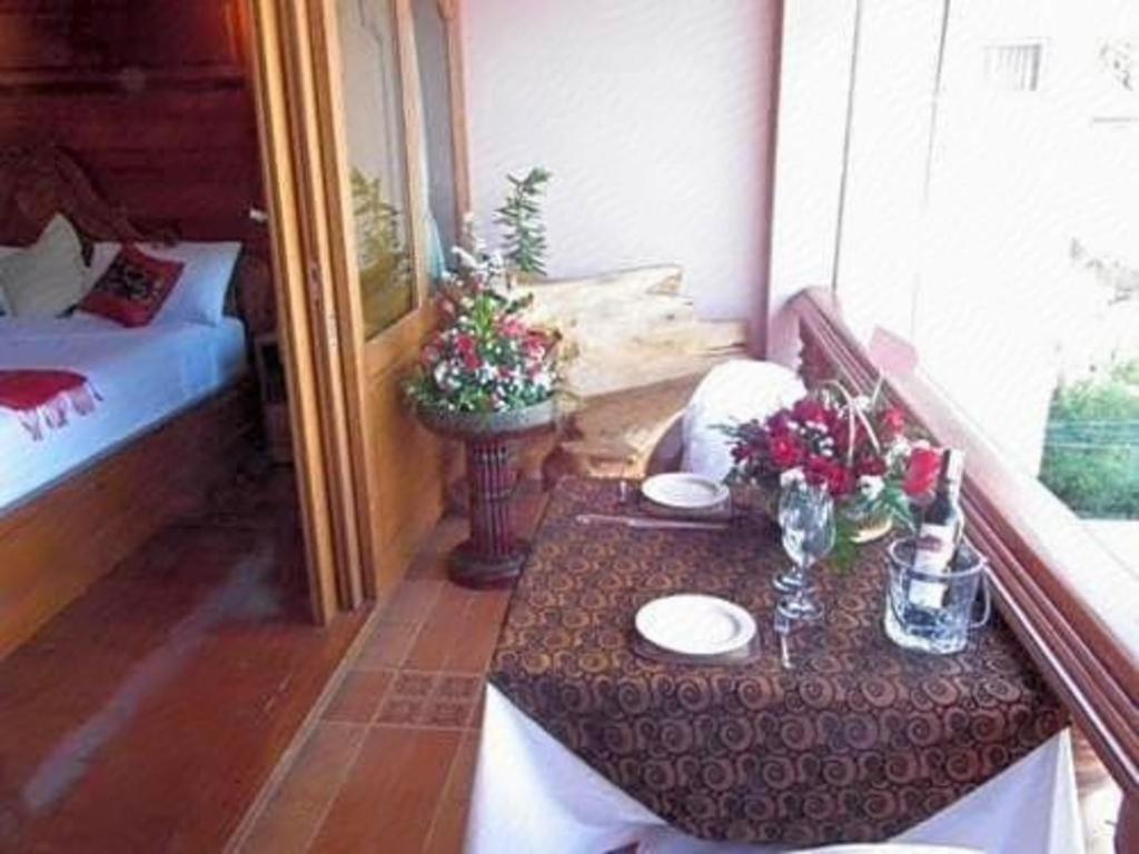 Ngamta Hotel Mae Hong Son Bagian luar foto