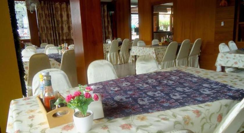 Ngamta Hotel Mae Hong Son Bagian luar foto