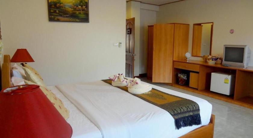 Ngamta Hotel Mae Hong Son Bagian luar foto