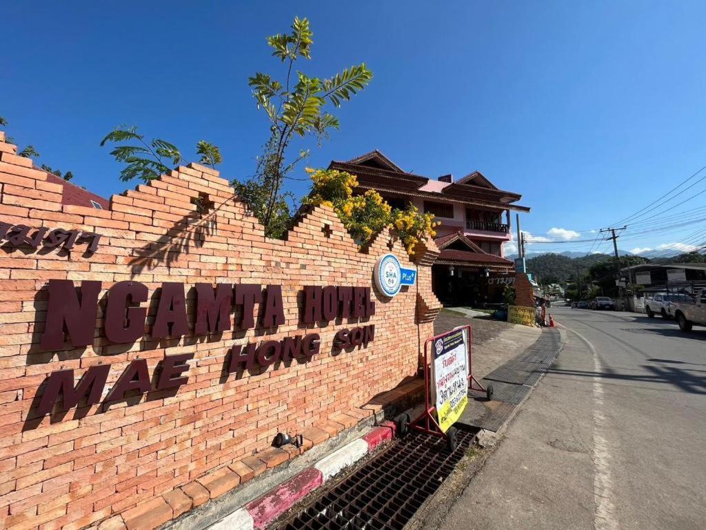 Ngamta Hotel Mae Hong Son Bagian luar foto