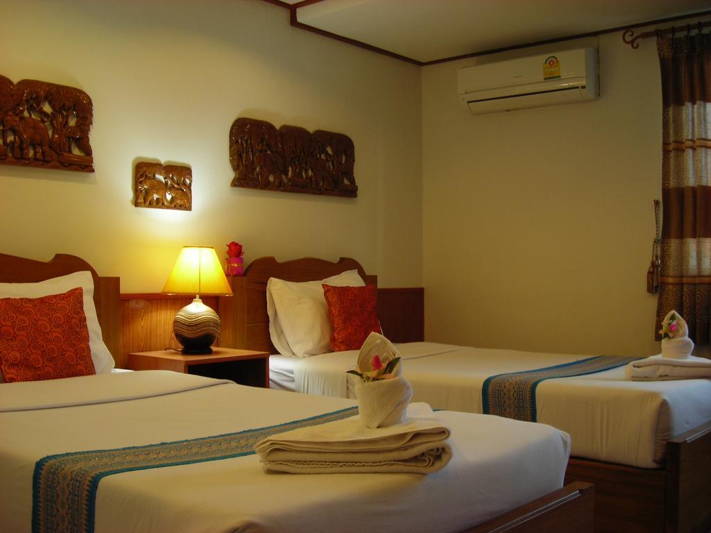 Ngamta Hotel Mae Hong Son Bagian luar foto