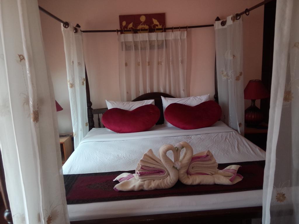 Ngamta Hotel Mae Hong Son Bagian luar foto