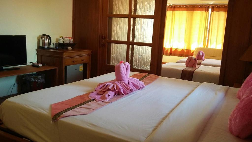 Ngamta Hotel Mae Hong Son Bagian luar foto